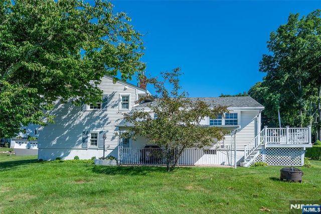64 Sanford Drive, Randolph Township, NJ 07869