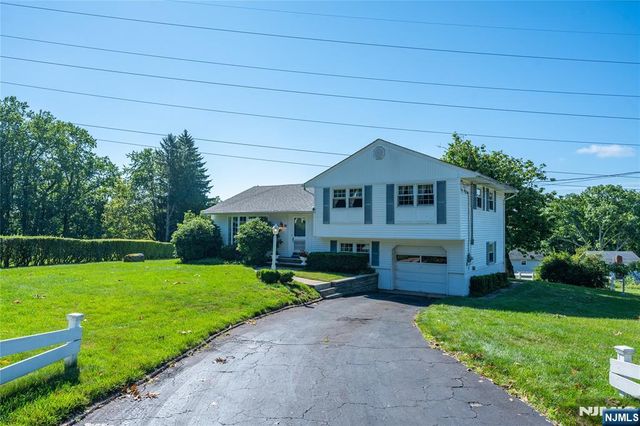 64 Sanford Drive, Randolph Township, NJ 07869