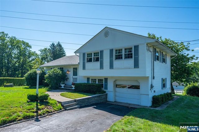 64 Sanford Drive, Randolph Township, NJ 07869
