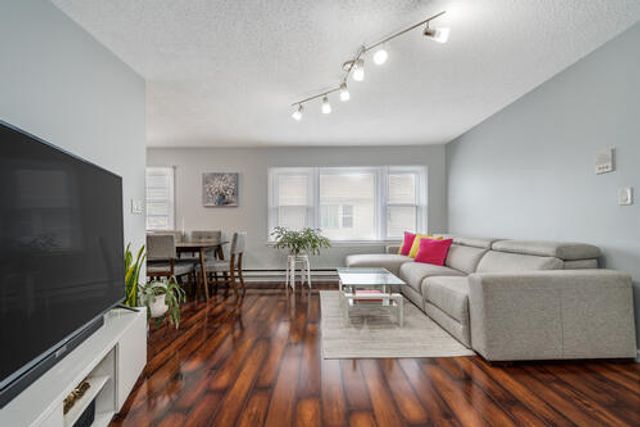 9455 Kelvin Lane 2776, Schiller Park, IL 60176