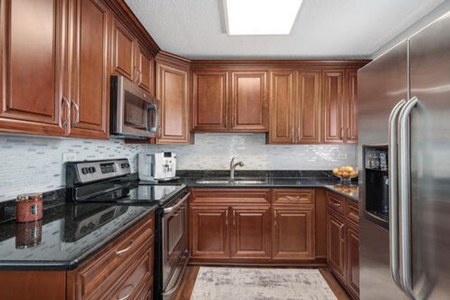 9455 Kelvin Lane 2776, Schiller Park, IL 60176