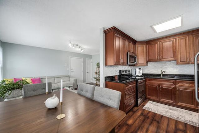9455 Kelvin Lane 2776, Schiller Park, IL 60176