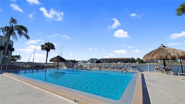 106 1ST STREET E 311, Tierra Verde, FL 33715