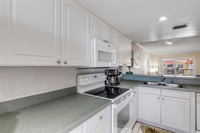 3801 S ATLANTIC AVENUE UT325, New Smyrna Beach, FL 32169