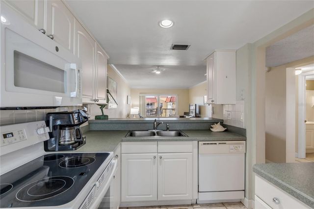 3801 S ATLANTIC AVENUE UT325, New Smyrna Beach, FL 32169