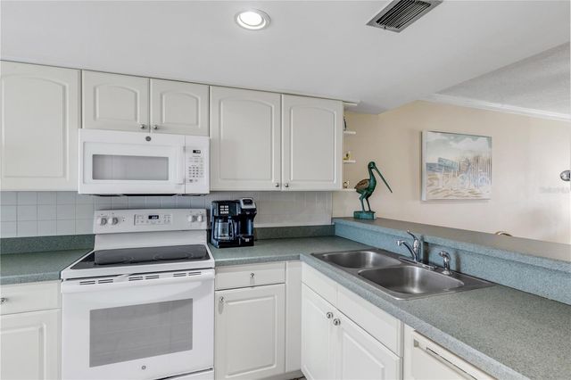 3801 S ATLANTIC AVENUE UT325, New Smyrna Beach, FL 32169