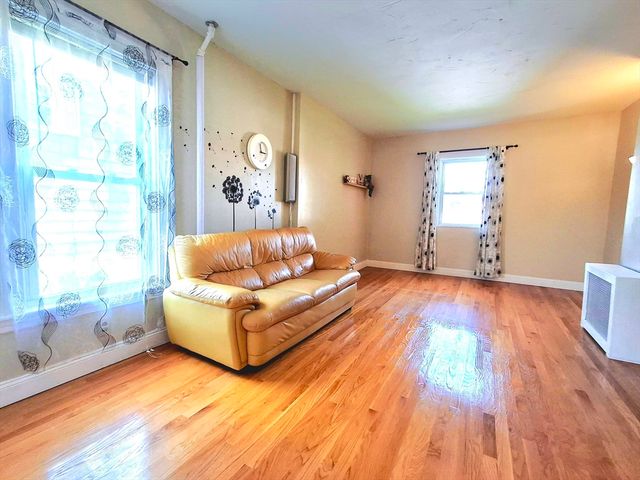 22-24 Newton Ave, Quincy, MA 02170