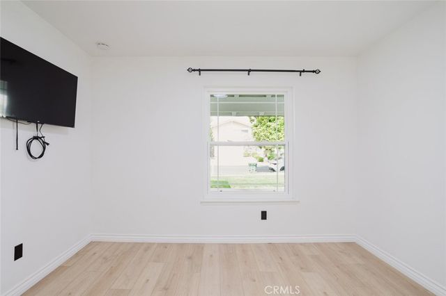 9942 Hanna Avenue, Chatsworth, CA 91311