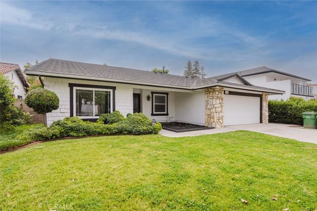 9942 Hanna Avenue, Chatsworth, CA 91311