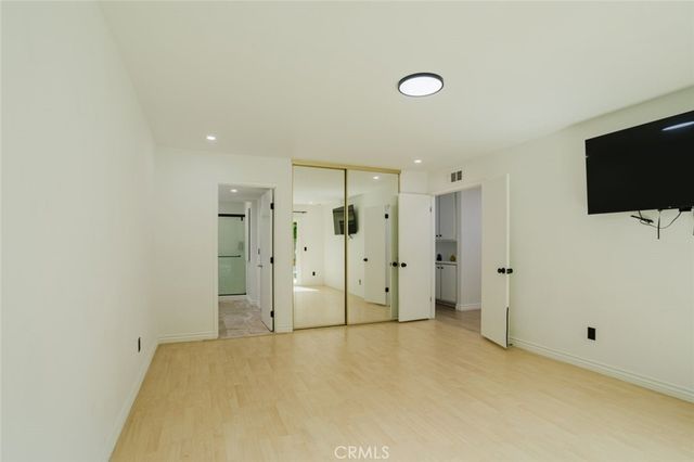 9942 Hanna Avenue, Chatsworth, CA 91311