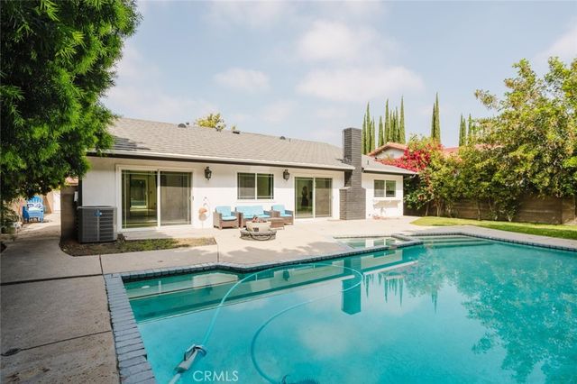 9942 Hanna Avenue, Chatsworth, CA 91311