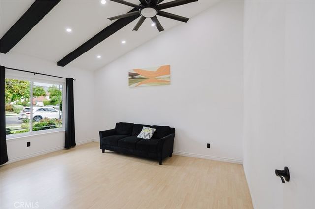 9942 Hanna Avenue, Chatsworth, CA 91311