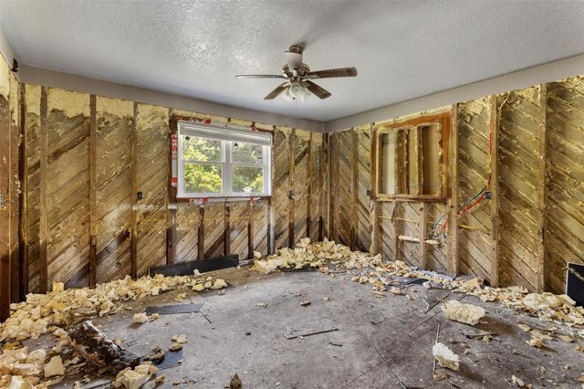 306 SE 256 STREET, Suwannee, FL 32692