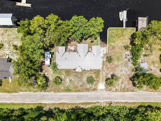 306 SE 256 STREET, Suwannee, FL 32692