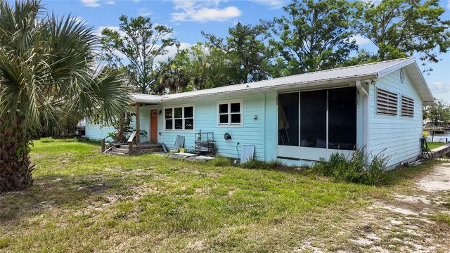 306 SE 256 STREET, Suwannee, FL 32692