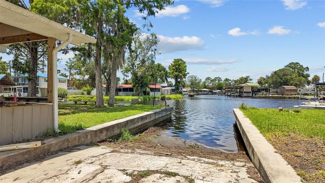 306 SE 256 STREET, Suwannee, FL 32692