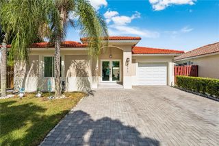5771 NW 98th Court, Doral, FL 33178