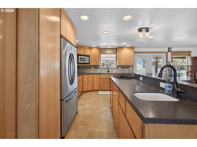 4500 Nw 52ND St, Redmond, OR 97756