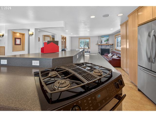 4500 Nw 52ND St, Redmond, OR 97756