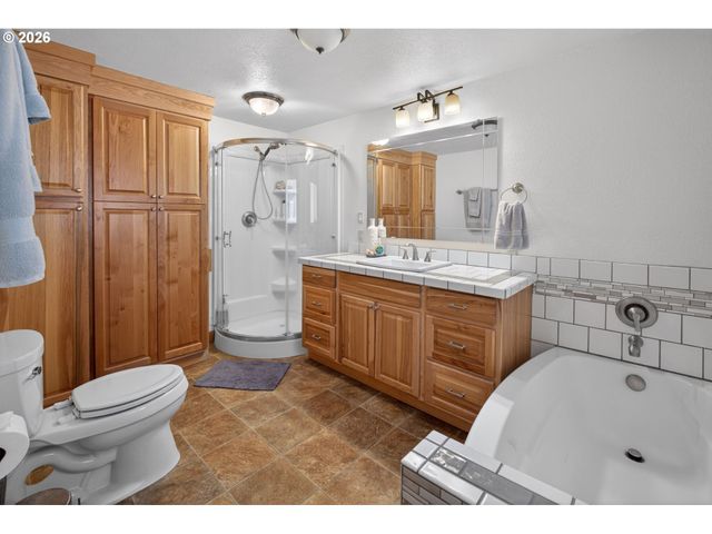 4500 Nw 52ND St, Redmond, OR 97756