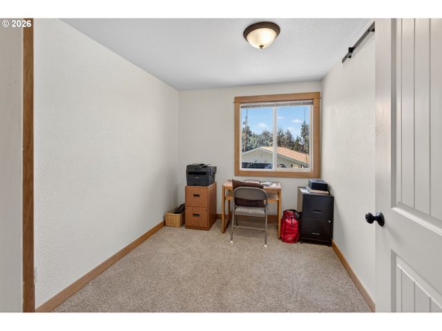 4500 Nw 52ND St, Redmond, OR 97756
