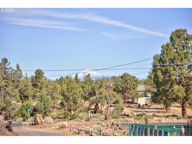 4500 Nw 52ND St, Redmond, OR 97756