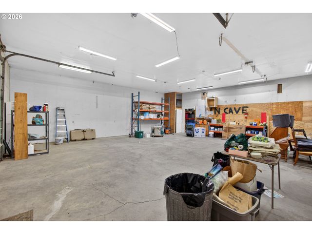 4500 Nw 52ND St, Redmond, OR 97756