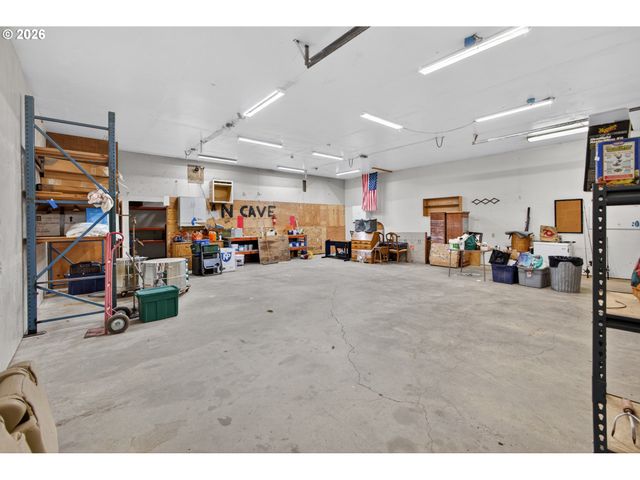 4500 Nw 52ND St, Redmond, OR 97756