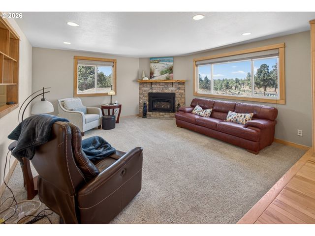 4500 Nw 52ND St, Redmond, OR 97756