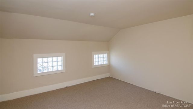 5071 Plymouth Road, Ann Arbor, MI 48105