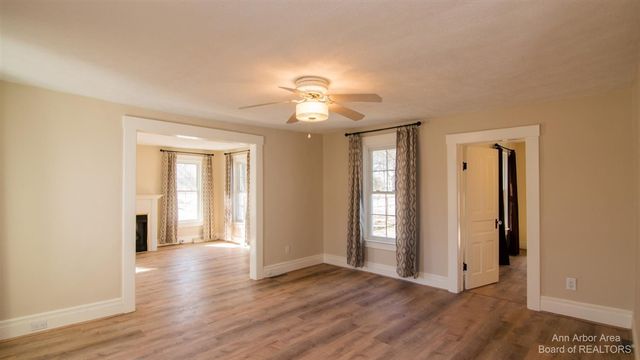 5071 Plymouth Road, Ann Arbor, MI 48105