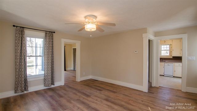 5071 Plymouth Road, Ann Arbor, MI 48105