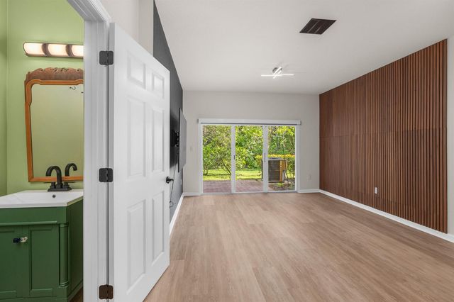 2543 NW 31st Court 2543, Oakland Park, FL 33309