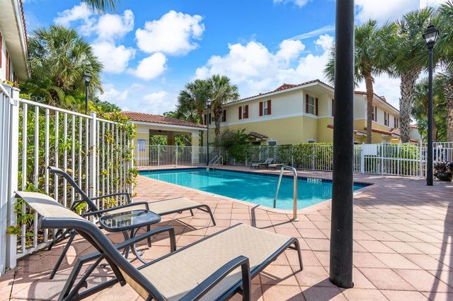 2543 NW 31st Court 2543, Oakland Park, FL 33309