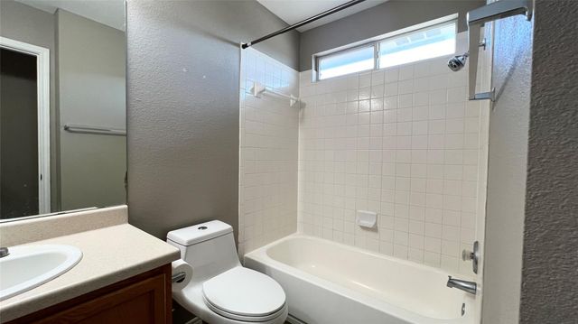 13905 Briarcreek LOOP, Manor, TX 78653