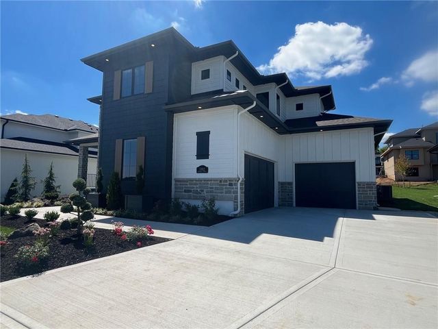 17012 Rosehill Street, Overland Park, KS 66221