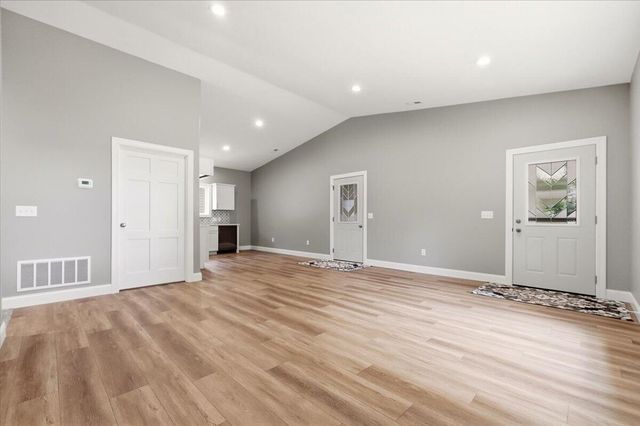 106 OSAGE Street, Council Bluffs, IA 51501