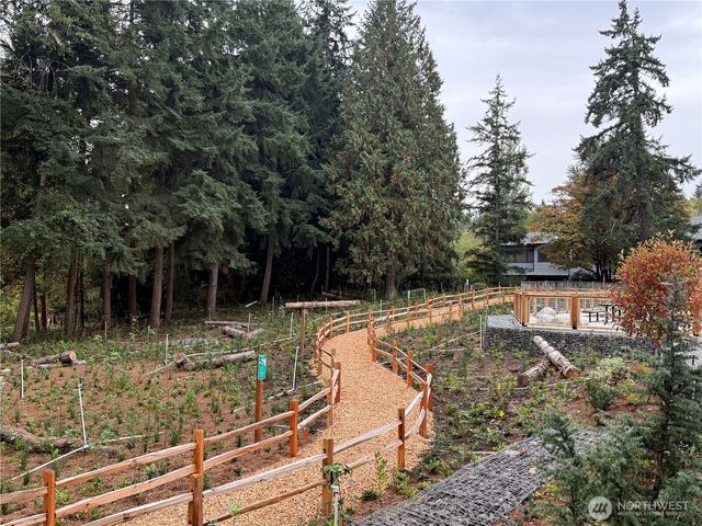 1139 129th Court NE, Bellevue, WA 98005