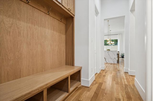 1330 Richelieu Lane, Houston, TX 77018