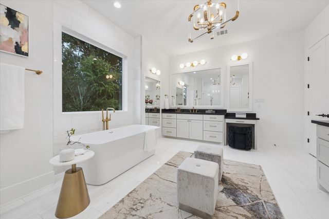 1330 Richelieu Lane, Houston, TX 77018