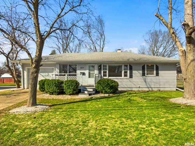 1017 W SUNNYSIDE Street, Chillicothe, IL 61523