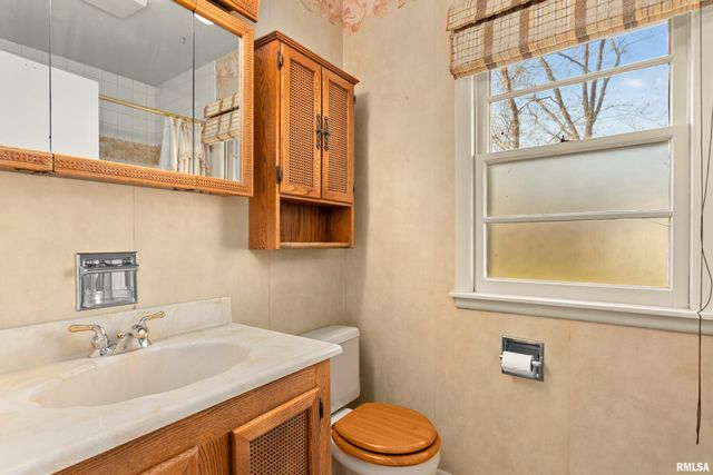 1017 W SUNNYSIDE Street, Chillicothe, IL 61523