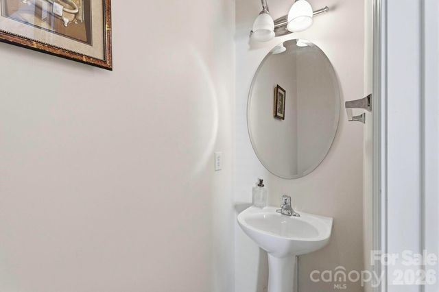 3387 Merchant Lane, Davidson, NC 28036