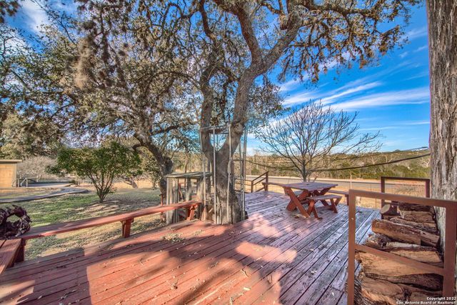 20070 State Hwy 16, Helotes, TX 78023