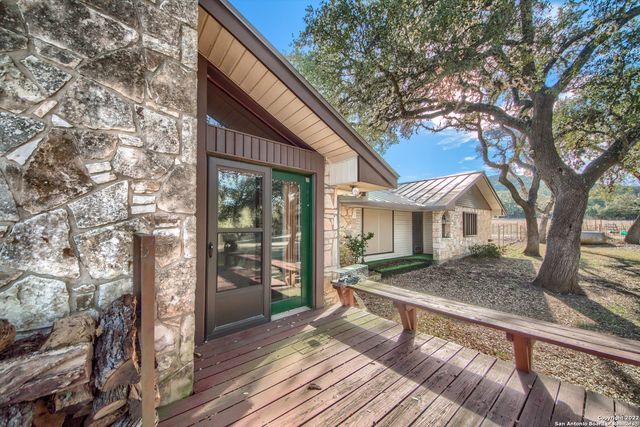 20070 State Hwy 16, Helotes, TX 78023