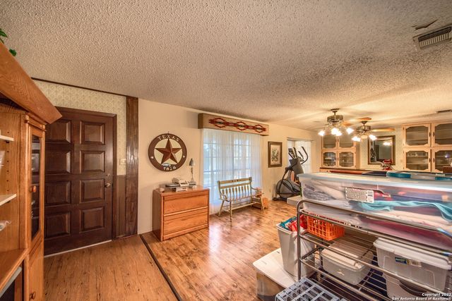 20070 State Hwy 16, Helotes, TX 78023
