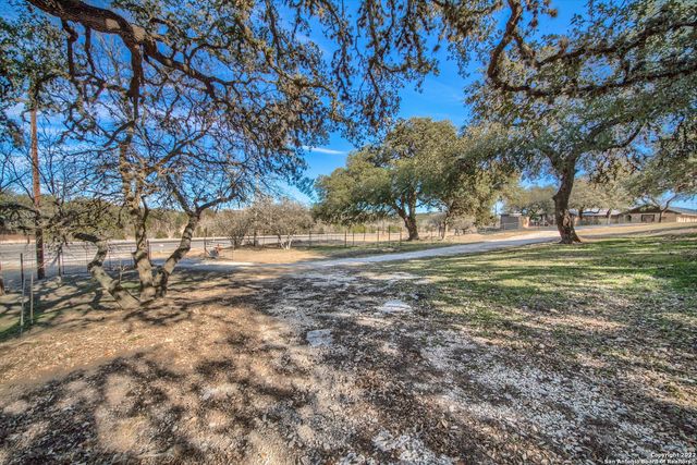 20070 State Hwy 16, Helotes, TX 78023