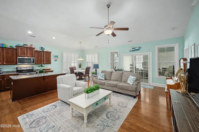 1309 Ark Royal Court SW, Ocean Isle Beach, NC 28469