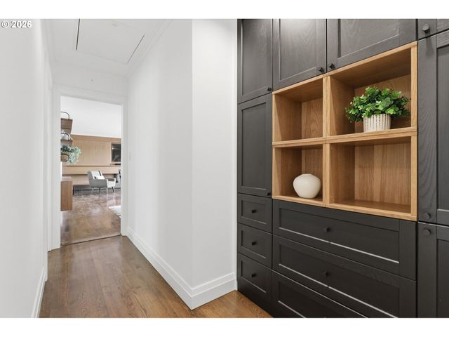 4432 Sw TWOMBLY Ave, Portland, OR 97239