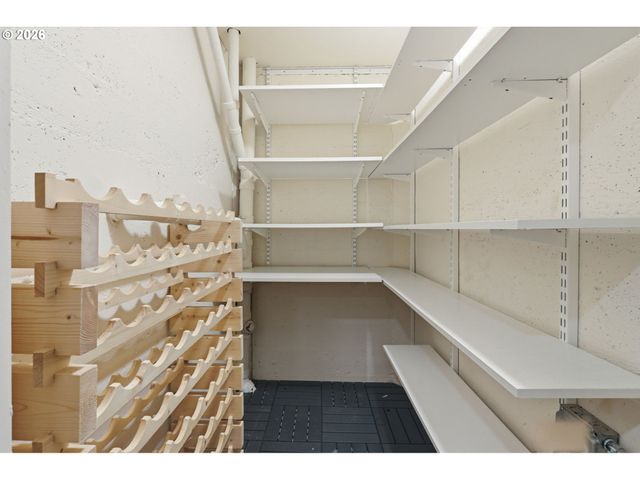 4432 Sw TWOMBLY Ave, Portland, OR 97239